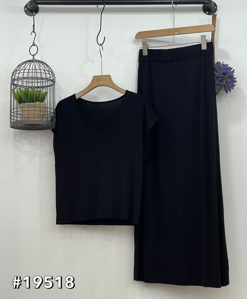 Women Casual Tops and Skirts